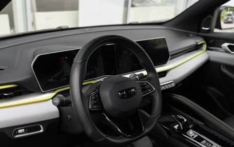 Geely Coolray I, 2023 год, 1 899 000 рублей, 8 фотография