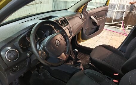 Renault Sandero II рестайлинг, 2016 год, 635 000 рублей, 3 фотография