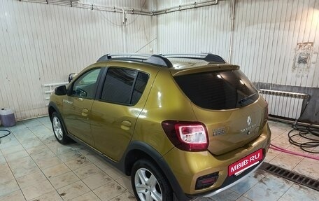 Renault Sandero II рестайлинг, 2016 год, 635 000 рублей, 2 фотография