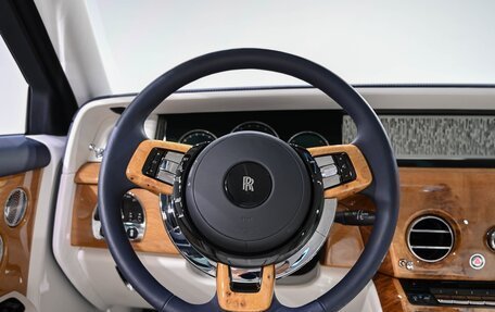 Rolls-Royce Phantom VIII, 2022 год, 44 500 000 рублей, 10 фотография