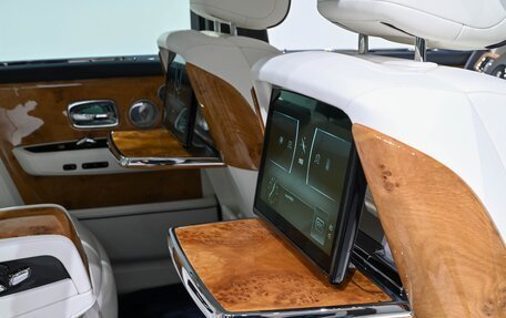Rolls-Royce Phantom VIII, 2022 год, 44 500 000 рублей, 19 фотография