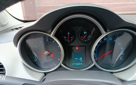 Chevrolet Cruze II, 2013 год, 650 000 рублей, 3 фотография