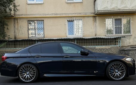 BMW 5 серия, 2011 год, 2 400 000 рублей, 3 фотография