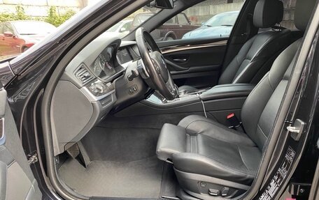 BMW 5 серия, 2011 год, 2 400 000 рублей, 6 фотография