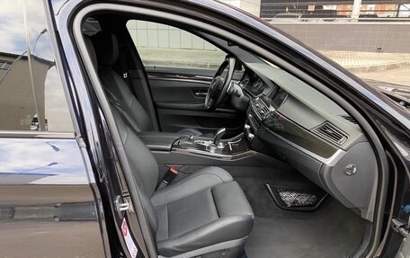 BMW 5 серия, 2011 год, 2 400 000 рублей, 7 фотография