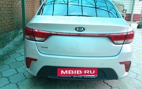 KIA Rio IV, 2017 год, 1 100 000 рублей, 2 фотография