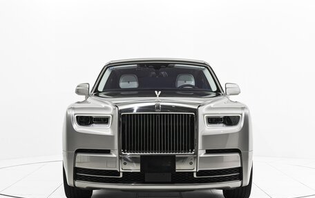 Rolls-Royce Phantom VIII, 2019 год, 32 600 000 рублей, 2 фотография