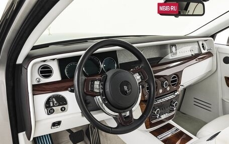 Rolls-Royce Phantom VIII, 2019 год, 32 600 000 рублей, 11 фотография