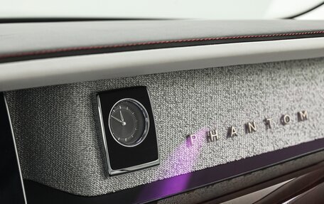 Rolls-Royce Phantom VIII, 2019 год, 32 600 000 рублей, 16 фотография