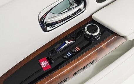 Rolls-Royce Phantom VIII, 2019 год, 32 600 000 рублей, 17 фотография