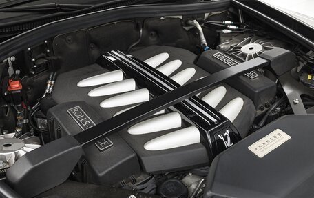Rolls-Royce Phantom VIII, 2019 год, 32 600 000 рублей, 34 фотография