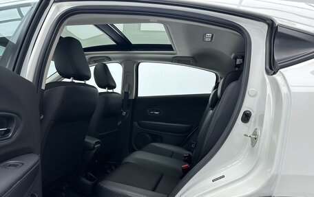Honda Vezel, 2021 год, 1 470 000 рублей, 15 фотография