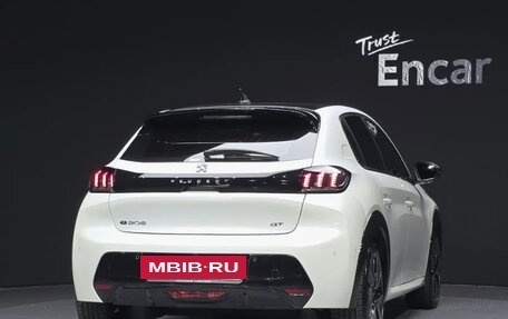 Peugeot 208 II, 2021 год, 850 000 рублей, 4 фотография