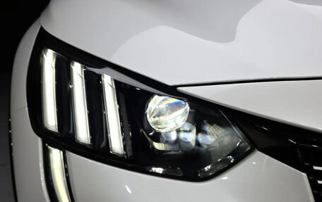 Peugeot 208 II, 2021 год, 850 000 рублей, 7 фотография