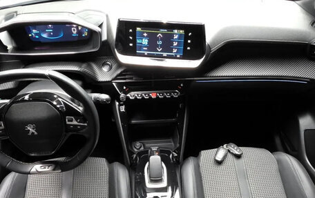 Peugeot 208 II, 2021 год, 850 000 рублей, 10 фотография