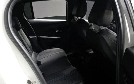 Peugeot 208 II, 2021 год, 850 000 рублей, 17 фотография
