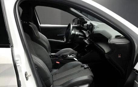 Peugeot 208 II, 2021 год, 850 000 рублей, 18 фотография