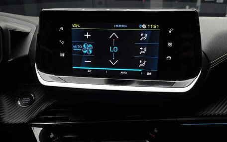 Peugeot 208 II, 2021 год, 850 000 рублей, 21 фотография