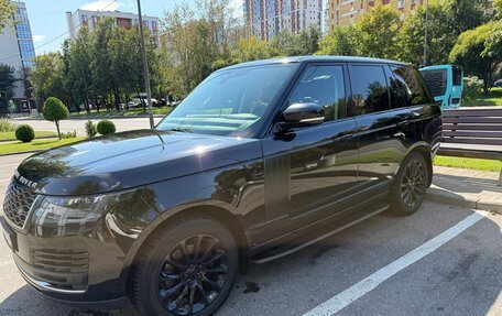 Land Rover Range Rover IV рестайлинг, 2018 год, 5 600 000 рублей, 2 фотография