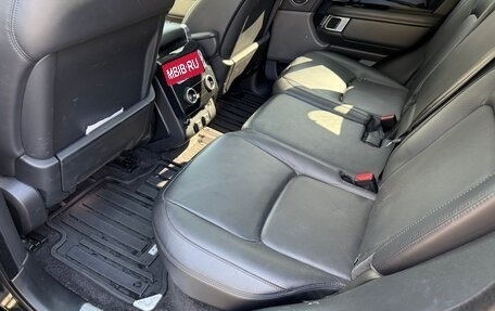 Land Rover Range Rover IV рестайлинг, 2018 год, 5 600 000 рублей, 7 фотография