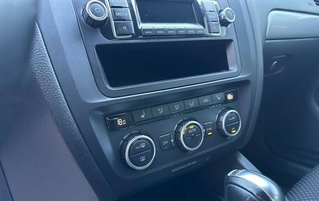 Volkswagen Jetta VI, 2012 год, 899 000 рублей, 9 фотография
