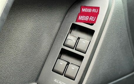 Toyota Land Cruiser Prado 150 рестайлинг 2, 2021 год, 5 700 000 рублей, 13 фотография