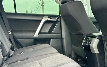 Toyota Land Cruiser Prado 150 рестайлинг 2, 2021 год, 5 700 000 рублей, 27 фотография