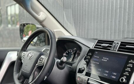 Toyota Land Cruiser Prado 150 рестайлинг 2, 2021 год, 5 700 000 рублей, 30 фотография