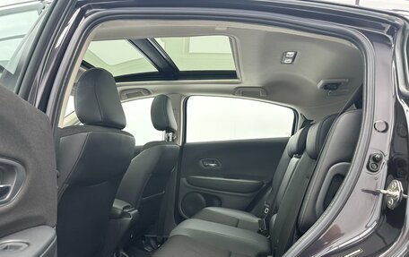 Honda Vezel, 2022 год, 1 450 000 рублей, 15 фотография