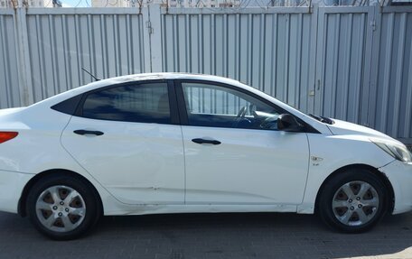 Hyundai Solaris II рестайлинг, 2014 год, 525 000 рублей, 5 фотография