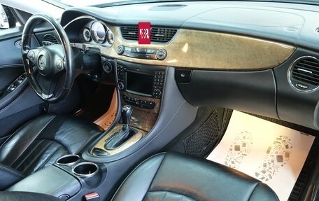 Mercedes-Benz CLS, 2010 год, 2 459 000 рублей, 21 фотография