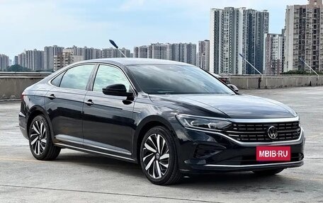 Volkswagen Passat B8 рестайлинг, 2022 год, 1 790 000 рублей, 1 фотография