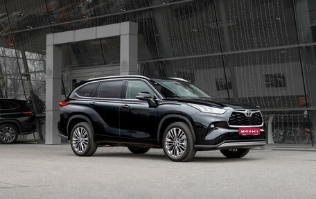Toyota Highlander, 2025 год, 5 390 000 рублей, 1 фотография