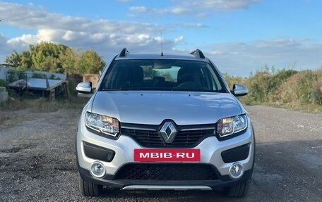 Renault Sandero II рестайлинг, 2018 год, 920 000 рублей, 2 фотография