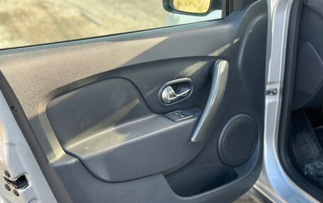 Renault Sandero II рестайлинг, 2018 год, 920 000 рублей, 18 фотография