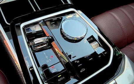 BMW 7 серия, 2024 год, 14 500 000 рублей, 10 фотография