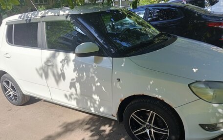Skoda Fabia II, 2012 год, 450 000 рублей, 3 фотография