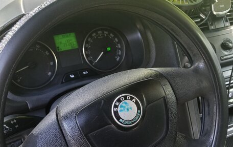 Skoda Fabia II, 2012 год, 450 000 рублей, 7 фотография