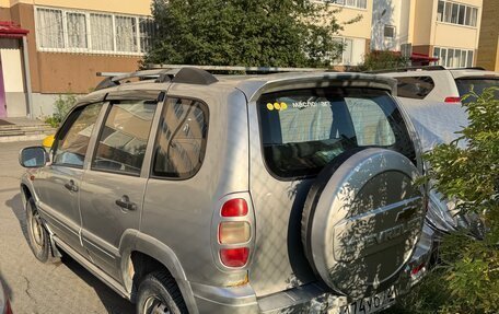 Chevrolet Niva I рестайлинг, 2004 год, 340 000 рублей, 2 фотография