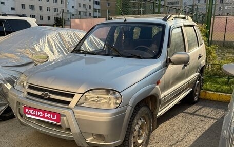 Chevrolet Niva I рестайлинг, 2004 год, 340 000 рублей, 3 фотография