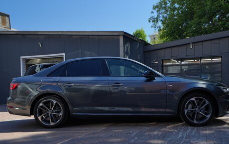 Audi A4, 2019 год, 4 800 000 рублей, 5 фотография