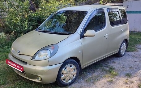 Toyota FunCargo, 2000 год, 300 000 рублей, 5 фотография