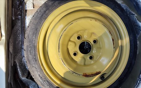 Toyota FunCargo, 2000 год, 300 000 рублей, 13 фотография