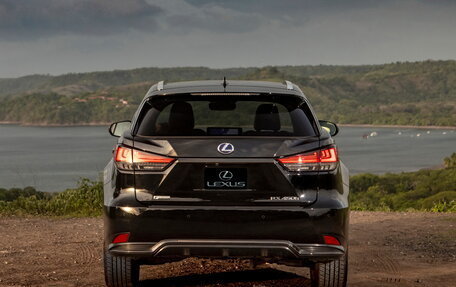 Lexus RX IV рестайлинг, 2020 год, 5 200 000 рублей, 4 фотография