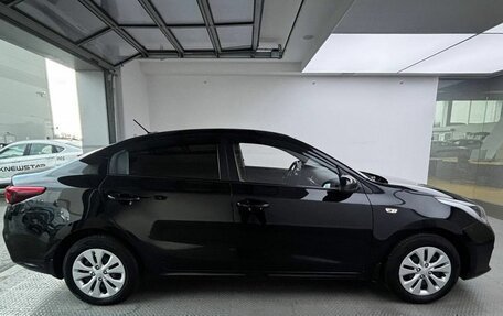 KIA Rio IV, 2018 год, 1 280 000 рублей, 5 фотография