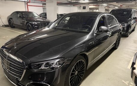 Mercedes-Benz S-Класс, 2026 год, 29 000 000 рублей, 2 фотография