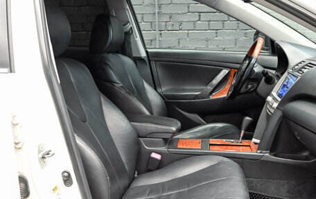 Toyota Camry, 2010 год, 1 200 000 рублей, 11 фотография