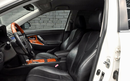 Toyota Camry, 2010 год, 1 200 000 рублей, 10 фотография