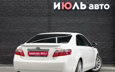 Toyota Camry, 2010 год, 1 200 000 рублей, 4 фотография