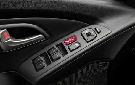 Hyundai ix35 I рестайлинг, 2013 год, 1 100 000 рублей, 15 фотография